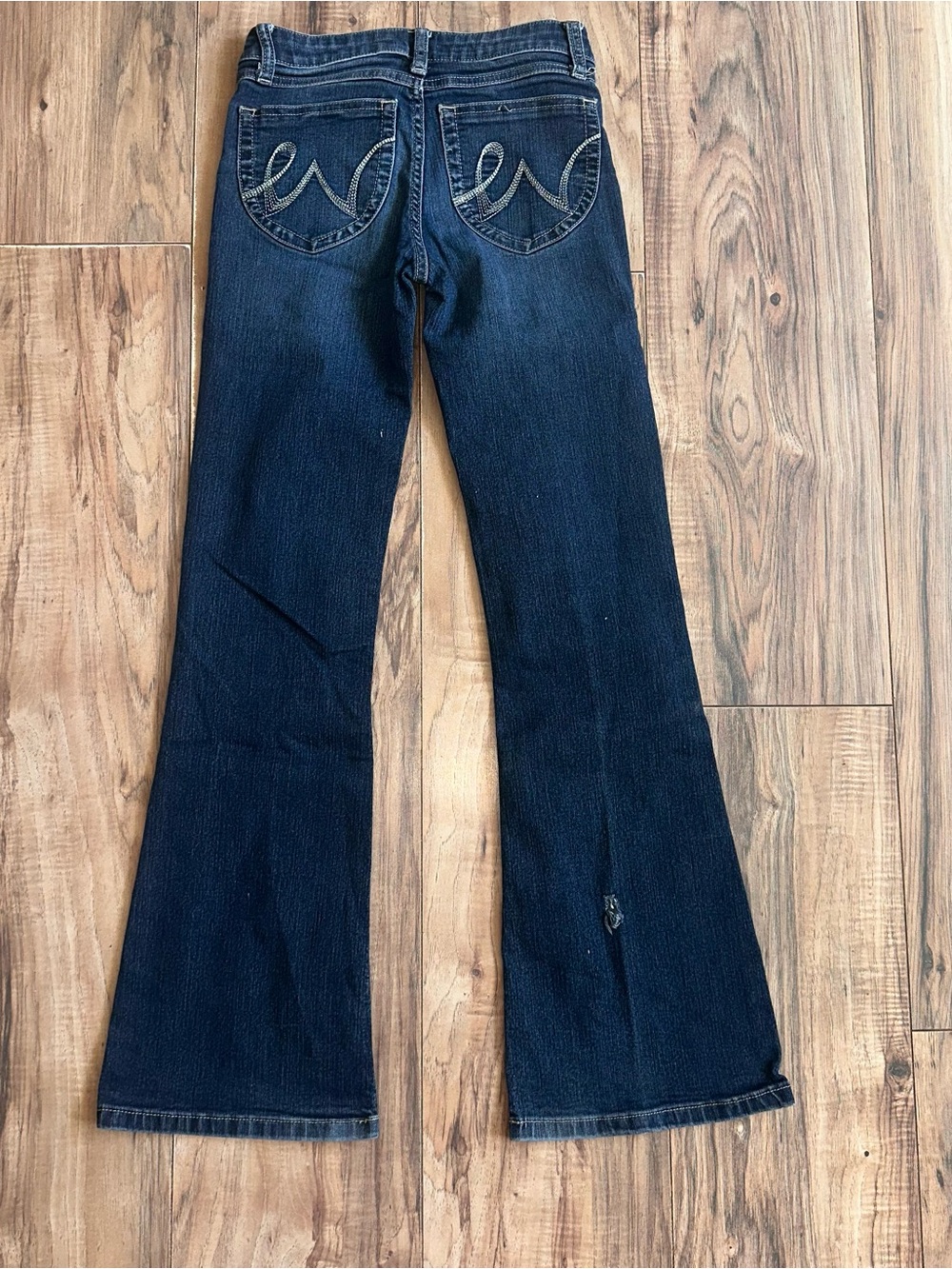 Wrangler Dark Blue Kids Flare Jeans with Back Pocket Stitching! Cute! Size: 12 S